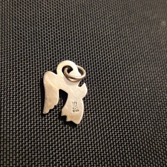 James Avery Praying Angel Retired Silver Charm - Picture 2 of 2